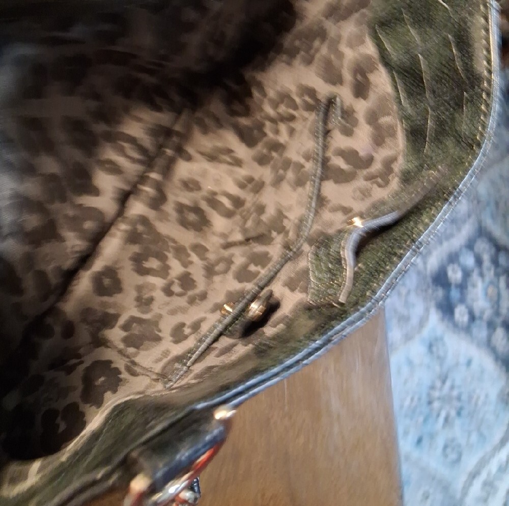 New Directions Black Croc-Embossed Tote Bag with Gold Hardware - Picture 16 of 16